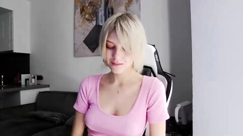 Amateur Blonde Teen Solo Dildo